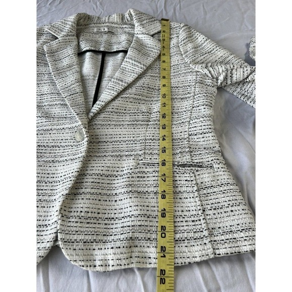 CAbi Style #505 Static Tweed Blazer White Black Size 8 One Button Lightweight - Picture 8 of 10